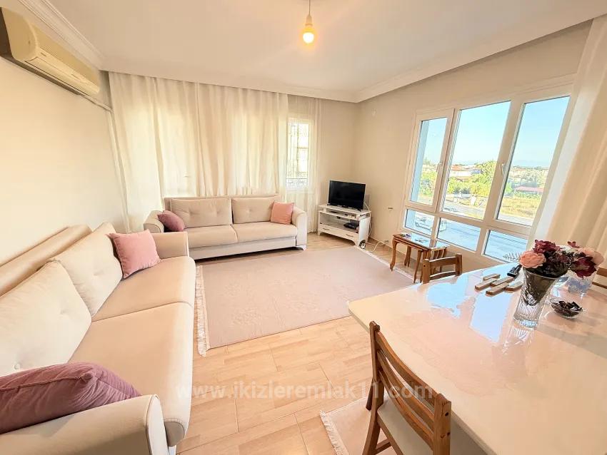 Ürkmez'de Denize 400 M, Ayrı Mutfak Geniş 2+1 Full Eşyalı Daire