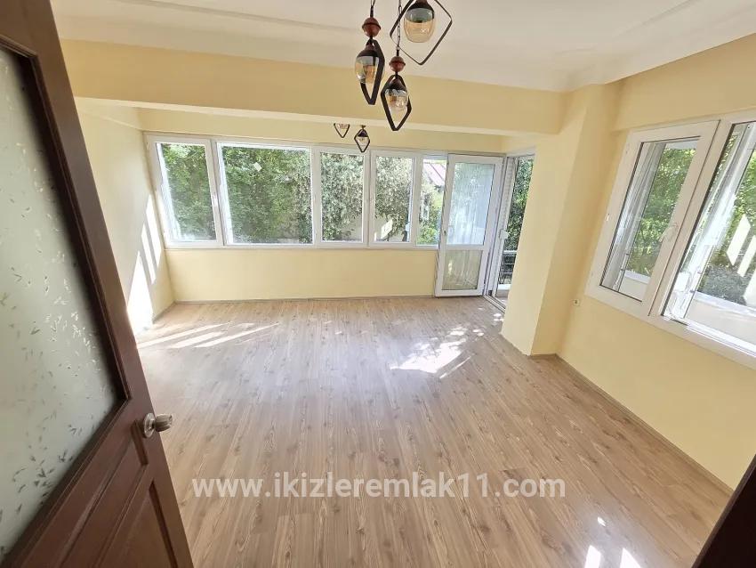 Menderes Gümüldür Gümüldür Fevzi Çakmak Mah. Satılık 2+1 Daire - 90 m²