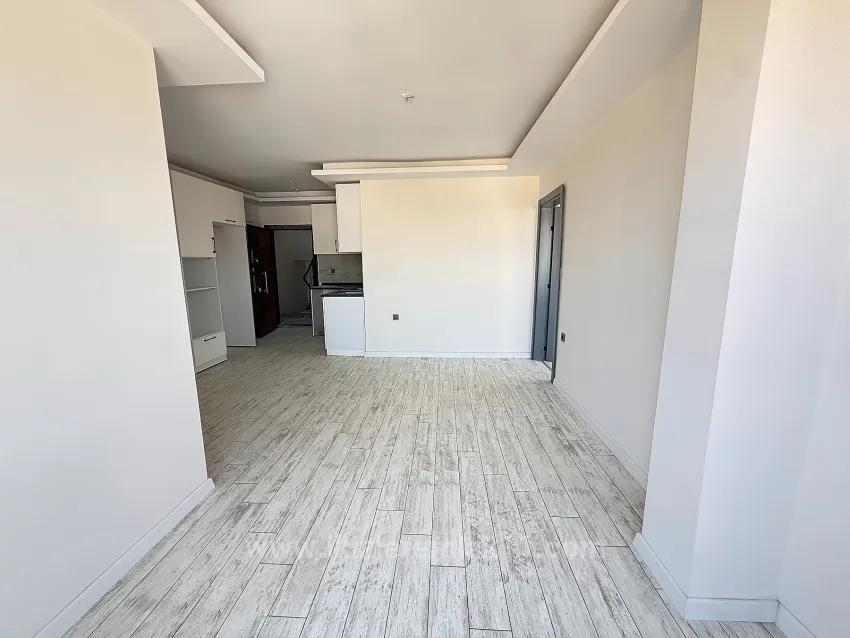 Seferihisar Doğanbey'de Satılık 1+1 Deniz Tarafında Satılık Daire