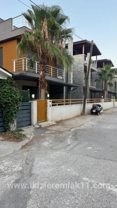 Seferihisar Doğanbey deniz tarafında site İçerisinde havuzlu tek müstakil villa