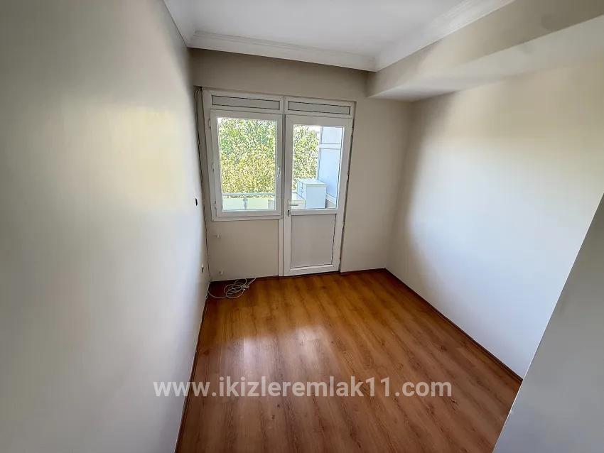 Seferihisar Ürkmez Mersin Alanı Mah. Satılık 2+1 Daire - 85 m²