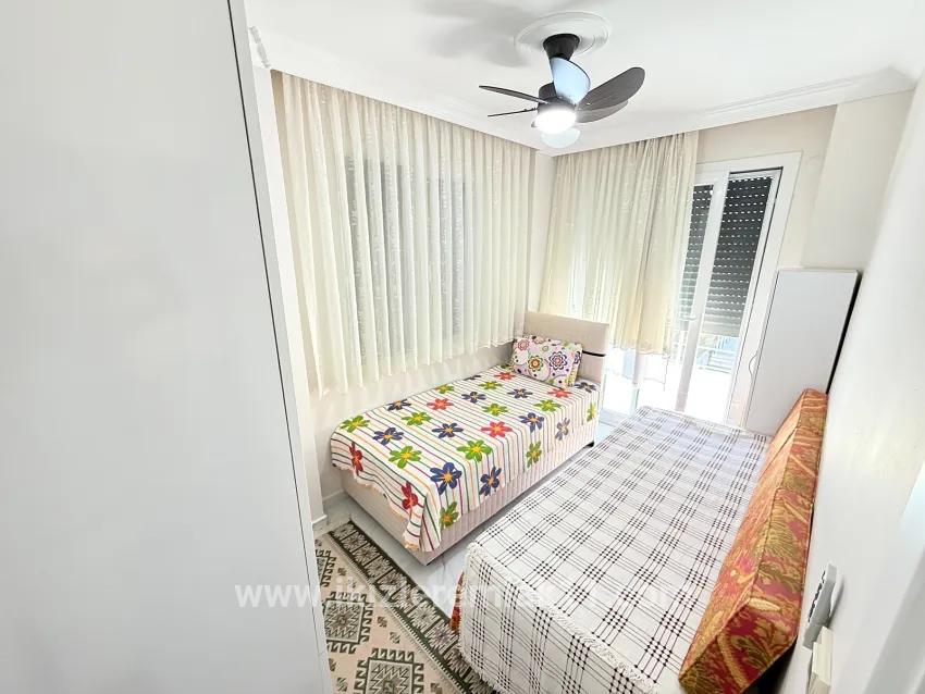 Seferihisar Doğanbey Cumhuriyet Mah. Satılık 3+1 Müstakil ev - 180 m²