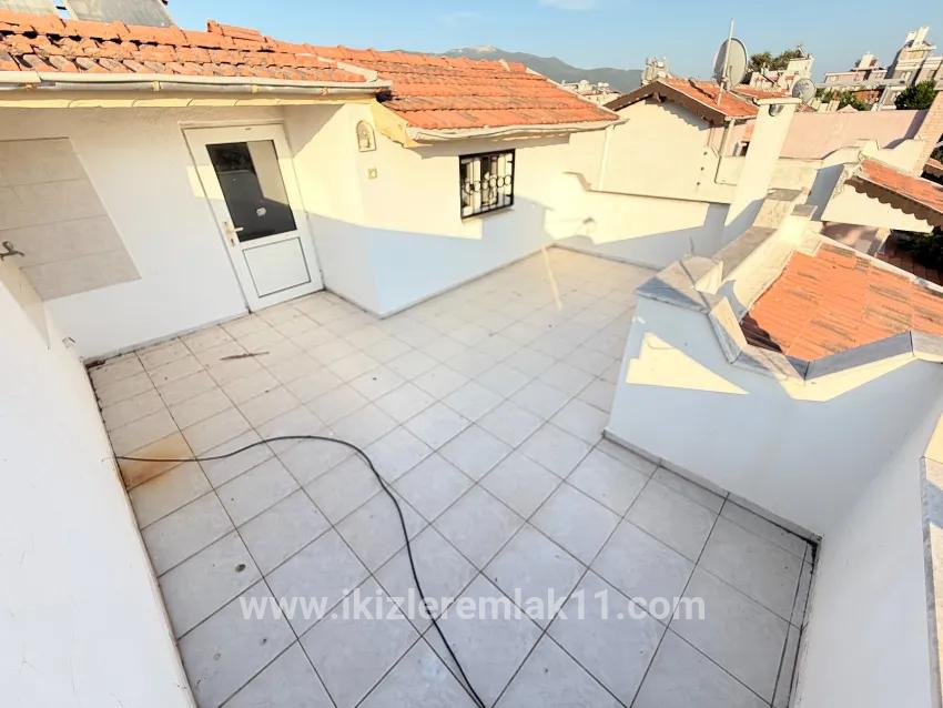 Menderes Gümüldür Gümüldür Fevzi Çakmak Mah. Satılık 3+1 Müstakil ev - 180 m²