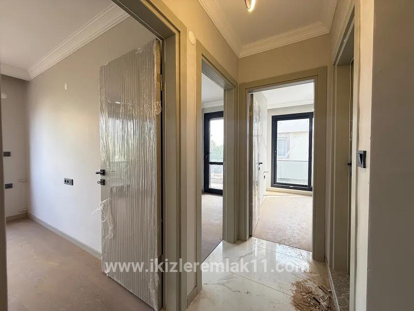Seferihisar Doğanbey Cumhuriyet Mah. Satılık 3+1 Yazlık - 180 m²