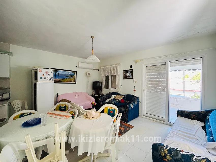 Seferihisar Doğanbey Atatürk Mah. Satılık 3+1 Yazlık - 150 m²