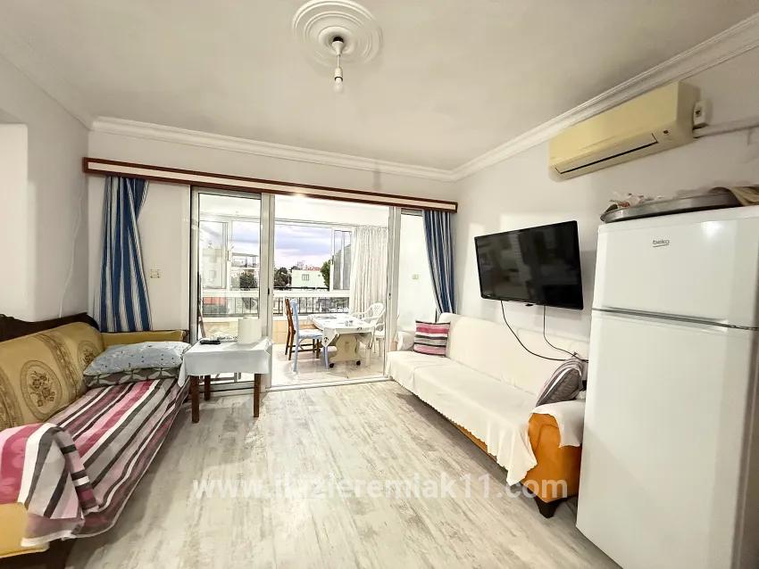 Seferihisar Ürkmez Mersin Alanı Mah. Satılık 2+1 Daire - 80 m²