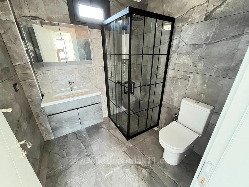 Seferihisar Doganbey'de Satılık 390 M2 Bahçe İçinde Tek Müstakil 3+1 Ebeveynli Villa