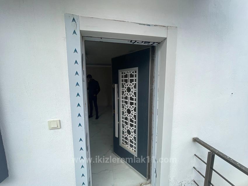 Seferihisar Doğanbey'de Satılık Ferah Konum Denize Çok Yakın 3+1 Lüks Villa