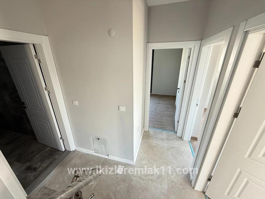 Seferihisar Doğanbey Cumhuriyet Mah. Satılık 3+1 Müstakil ev - 170 m²