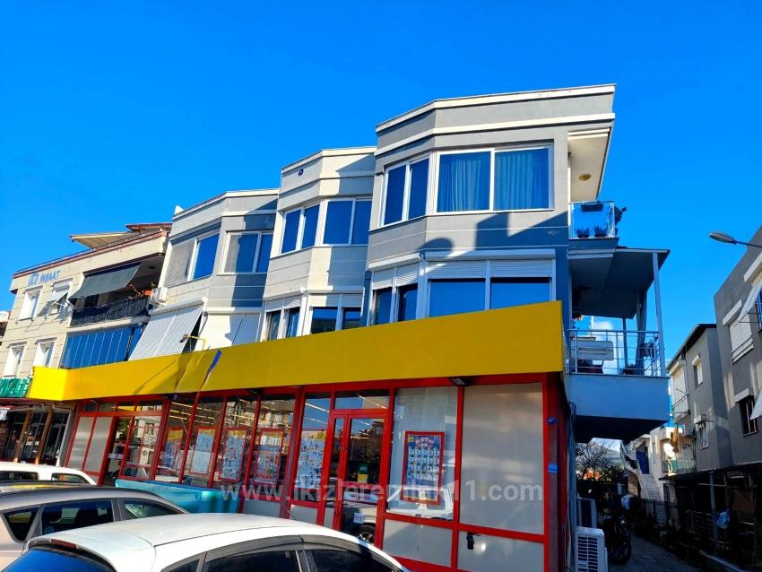 Seferihisar Ürkmez Merkez’de Satılık2+1 Ara Kat Daire