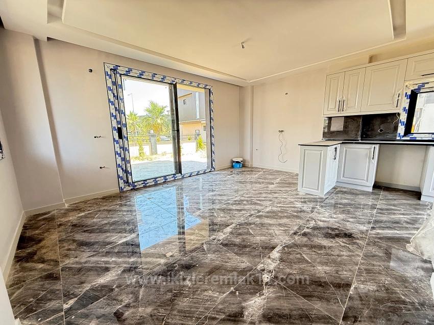 Seferihisar Doğanbey’de Satılık Müstakil Bahçeli 2 + 1 Villa