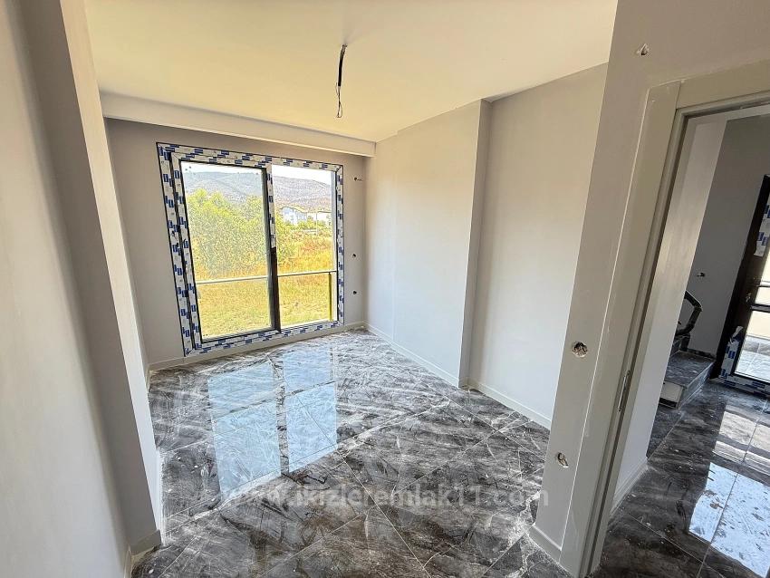 Seferihisar Doğanbey’de Satılık Müstakil Bahçeli 2 + 1 Villa