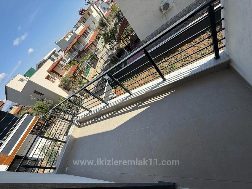 Seferihisar Doğanbey‘de 300 M2 Arsa İçinde Tek Müstakil 3 + 1 Dubleks Villa