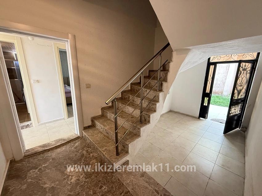 Menderes Gümüldür Gümüldür Fevzi Çakmak Mah. Satılık 3+1 Daire - 125 m²