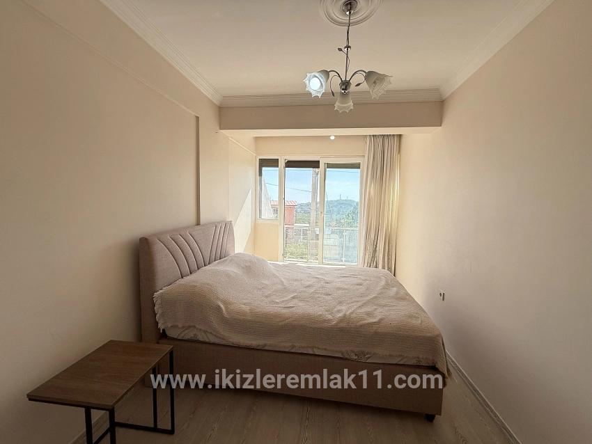 Menderes Gümüldür Gümüldür Fevzi Çakmak Mah. Satılık 3+1 Daire - 125 m²