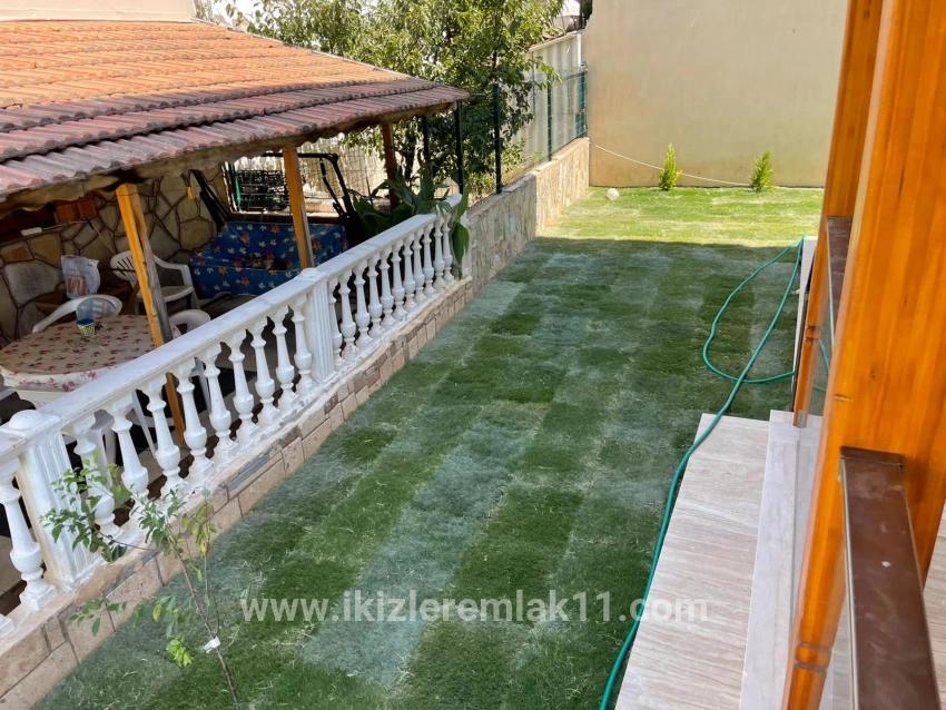 Seferihisar Ürkmez Mersin Alanı Mah. Satılık 3+1 Villa - 175 m²