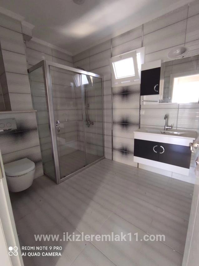 Seferihisar Doğanbey Cumhuriyet Mah. Satılık 4+2 Villa - 195 m²