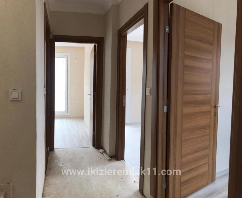 Seferihisar Doğanbey Cumhuriyet Mah. Satılık 3+1 Müstakil ev - 180 m²