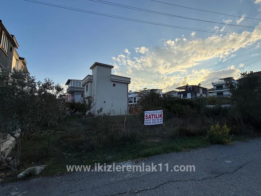 Seferihisar Doğanbey Atatürk Mah. Satılık Arsa - Konut İmar Durumlu - 285 m²