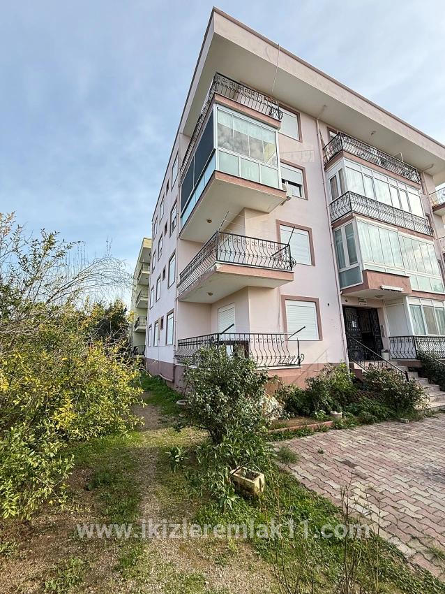 Seferihisar Ürkmez Mersin Alanı Mah. Satılık 2+1 Daire - 85 m²