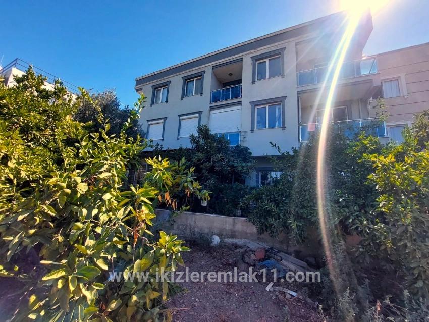 Seferihisar Ürkmez Mersin Alanı Mah. Satılık 2+1 Daire - 100 m²