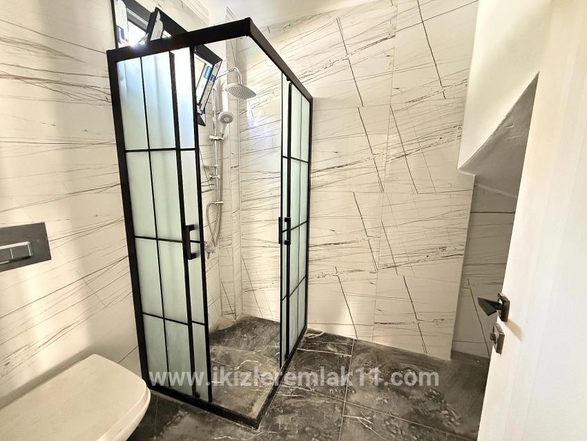 Seferihisar Doğanbey Atatürk Mah. Satılık 3+1 Villa - 190 m²