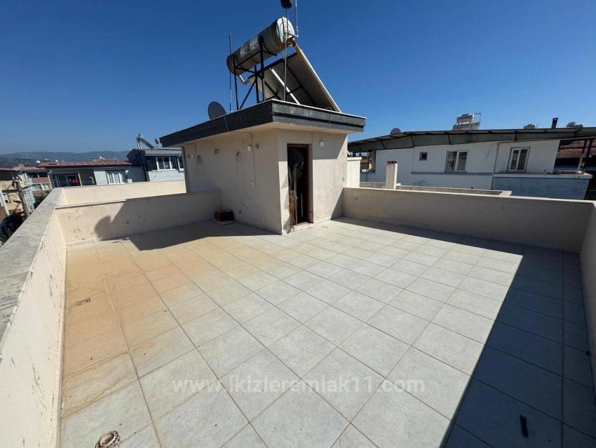 Seferihisar Doğanbey Merkez’de Satılık 2 + 1 Dubleks Yazlık