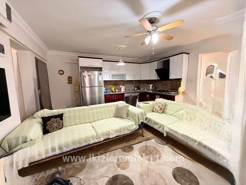 Seferihisar Ürkmez Bengiler Mah. Satılık 2+1 Daire - 90 m²