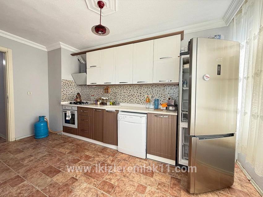 Seferihisar Ürkmez Mersin Alanı Mah. Satılık 2+1 Daire - 100 m²