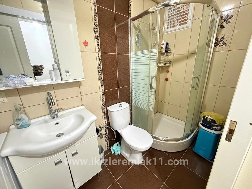 Seferihisar Ürkmez Mersin Alanı Mah. Satılık 2+1 Daire - 100 m²