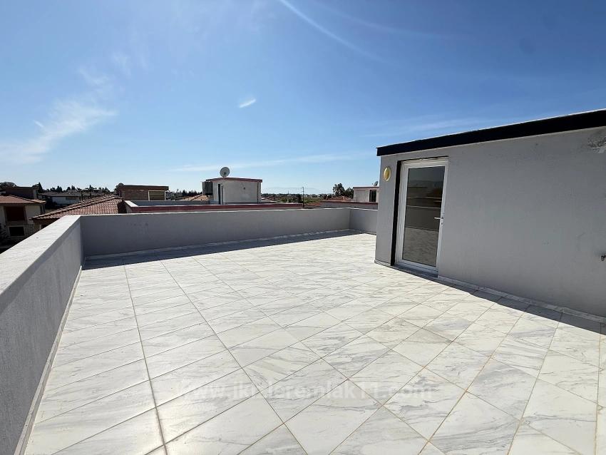 Seferihisar Doğanbey’de Satılık Tek Müstakil Geniş Bahçeli 3 + 1 Villa