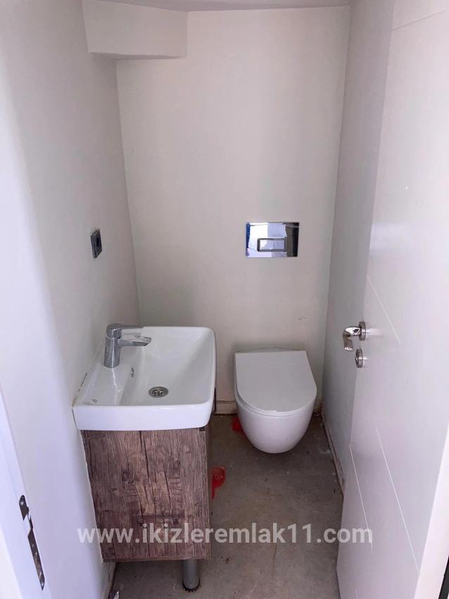 Seferihisar Doğanbey Cumhuriyet Mah. Satılık 3+1 Villa - 250 m²