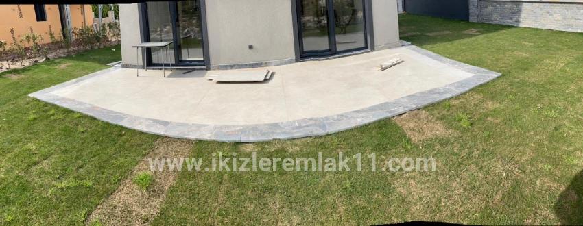 Seferihisar Doğanbey Cumhuriyet Mah. Satılık 3+1 Villa - 250 m²