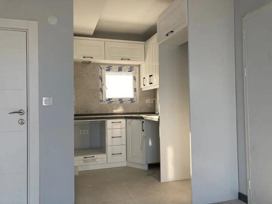 Seferihisar Doğanbeyde Satılık 2+1 Deniz Manzaralı Bahçeli Villa