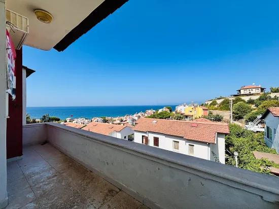 Seferihisar Doğanbey Ömür Beldesi’nde Satılık 3+1 Deniz Manzaralı Villa