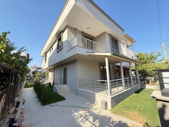 Seferihisar Doganbey'de Satılık Sıfır Luks 3+1 Villa Yazlık