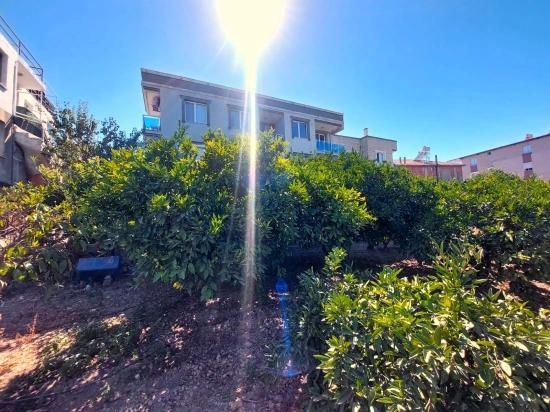 Seferihisar Ürkmez Merkez'de Satılık 2+1 Daire Ayrı Mutfak