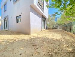 Seferihisar Doğanbeyde Satılık Sıfır Tek Müstakil 3+1 Lüks Villa