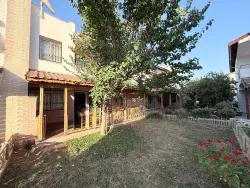 Menderes Gümüldür Gümüldür Fevzi Çakmak Mah. Satılık 3+1 Villa - 185 m²
