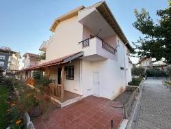 Menderes Gümüldür Gümüldür Fevzi Çakmak Mah. Satılık 3+1 Müstakil ev - 180 m²