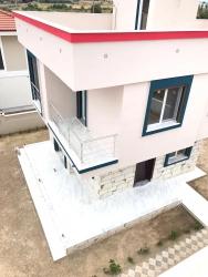 Seferihisar Doğanbey Cumhuriyet Mah. Satılık 3+1 Müstakil Ev - 180 m²