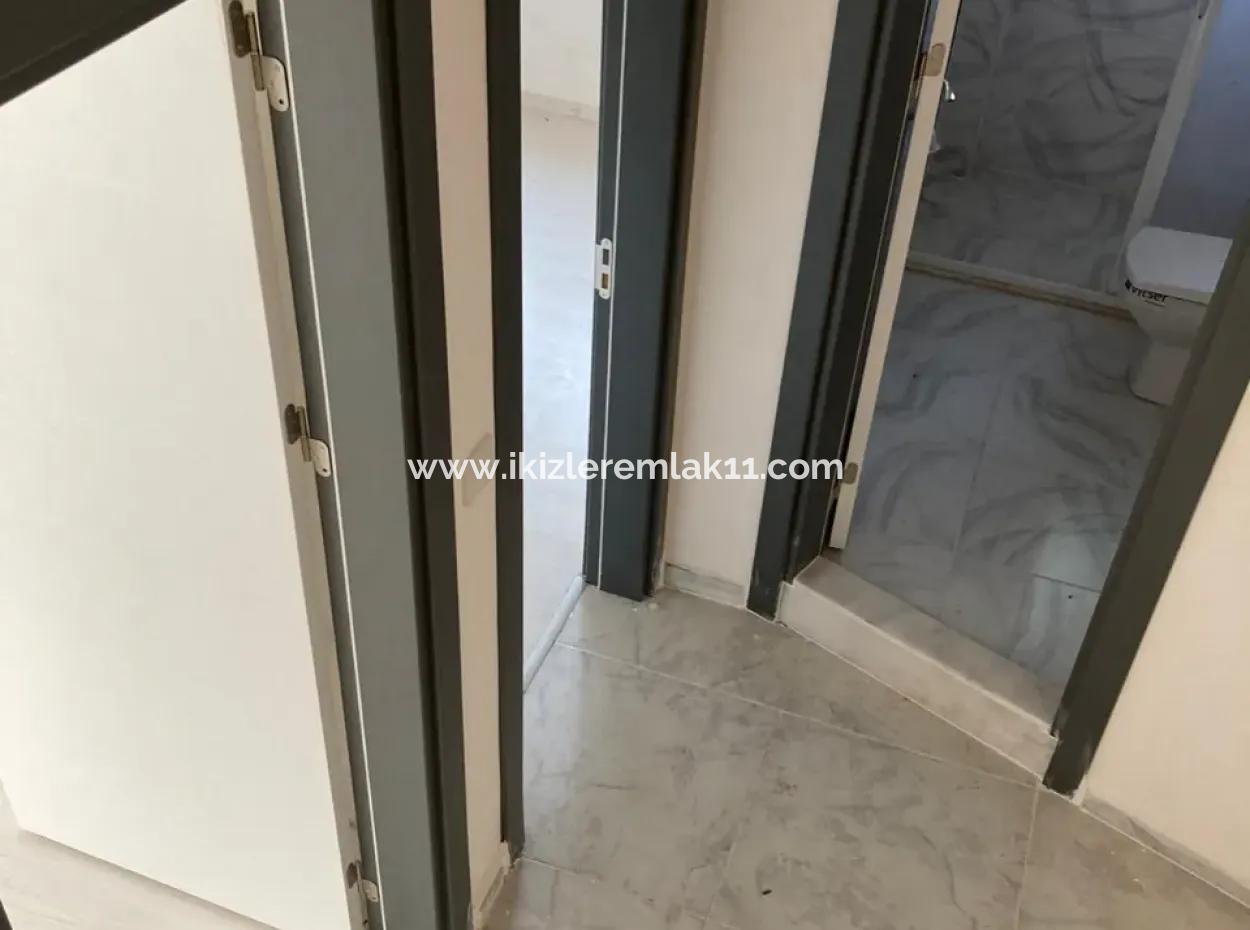 Seferihisar Ürkmez Merkez De Satılık Sıfır Müstakil 3+1 Yaz-Kış Villa Yazlık