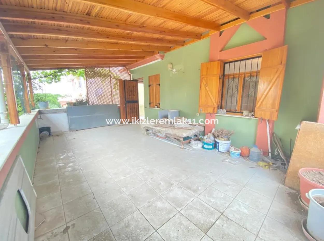 Seferihisar Ürkmez Merkez De Denize Yakın 1+1 Daire