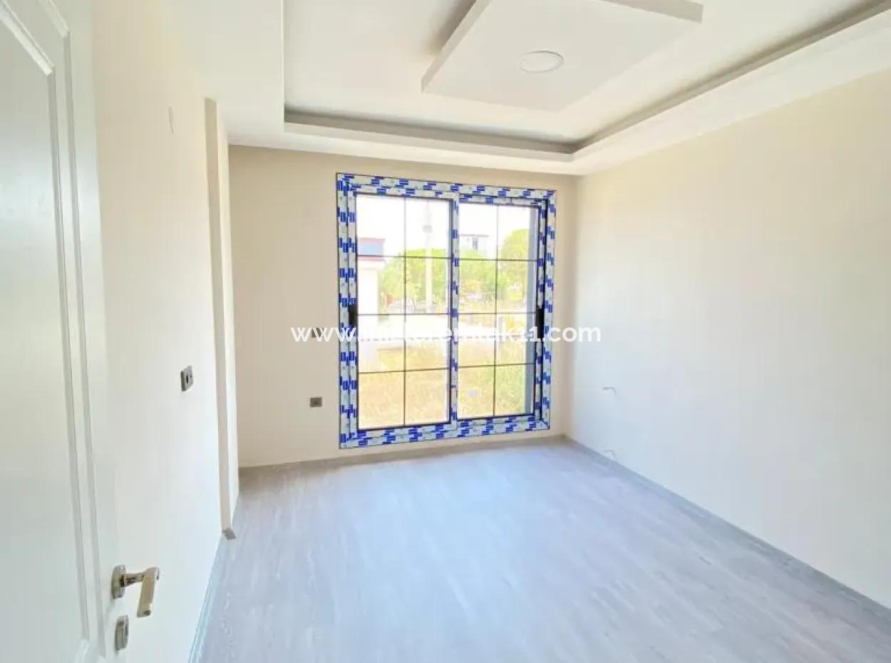 Seferihisar Doğanbey'de Satılık Sıfır Müstakıl 2+1 Villa Yazlık