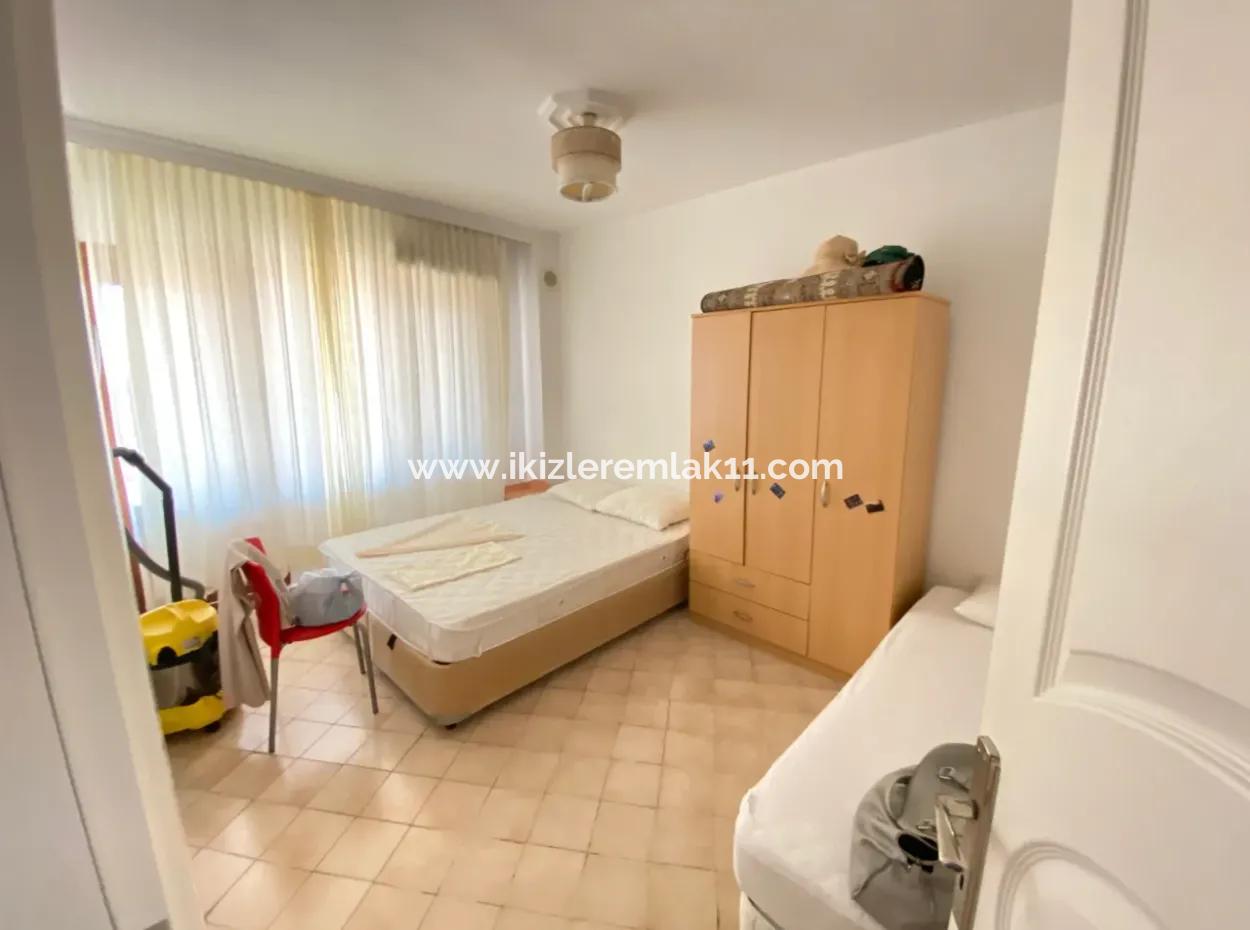 Doğanbey De Deniz Tarafınde Full Deniz Manzaralı Geniş Bahçeli Satılık 3+1 Villa