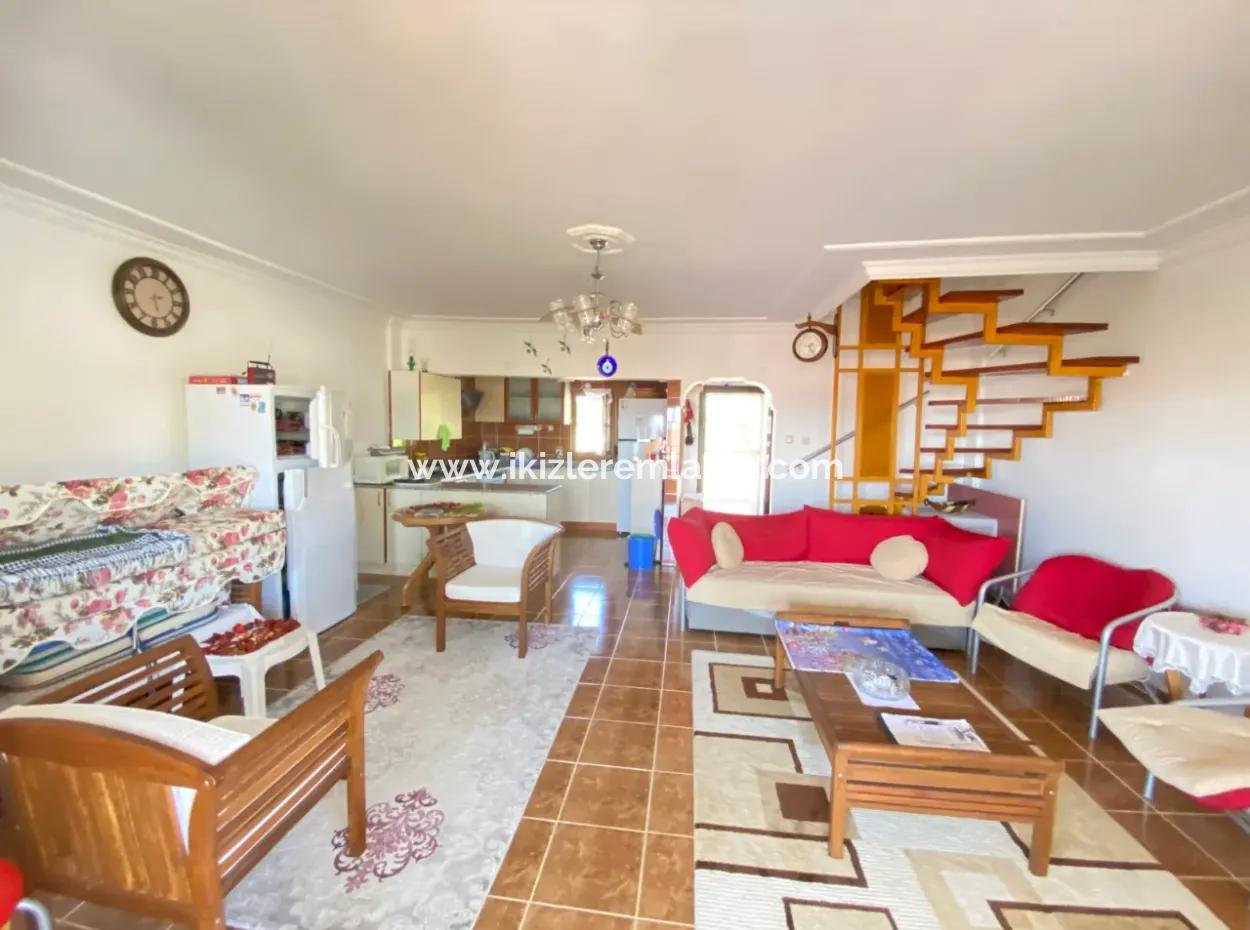 Doğanbey De Deniz Tarafınde Full Deniz Manzaralı Geniş Bahçeli Satılık 3+1 Villa