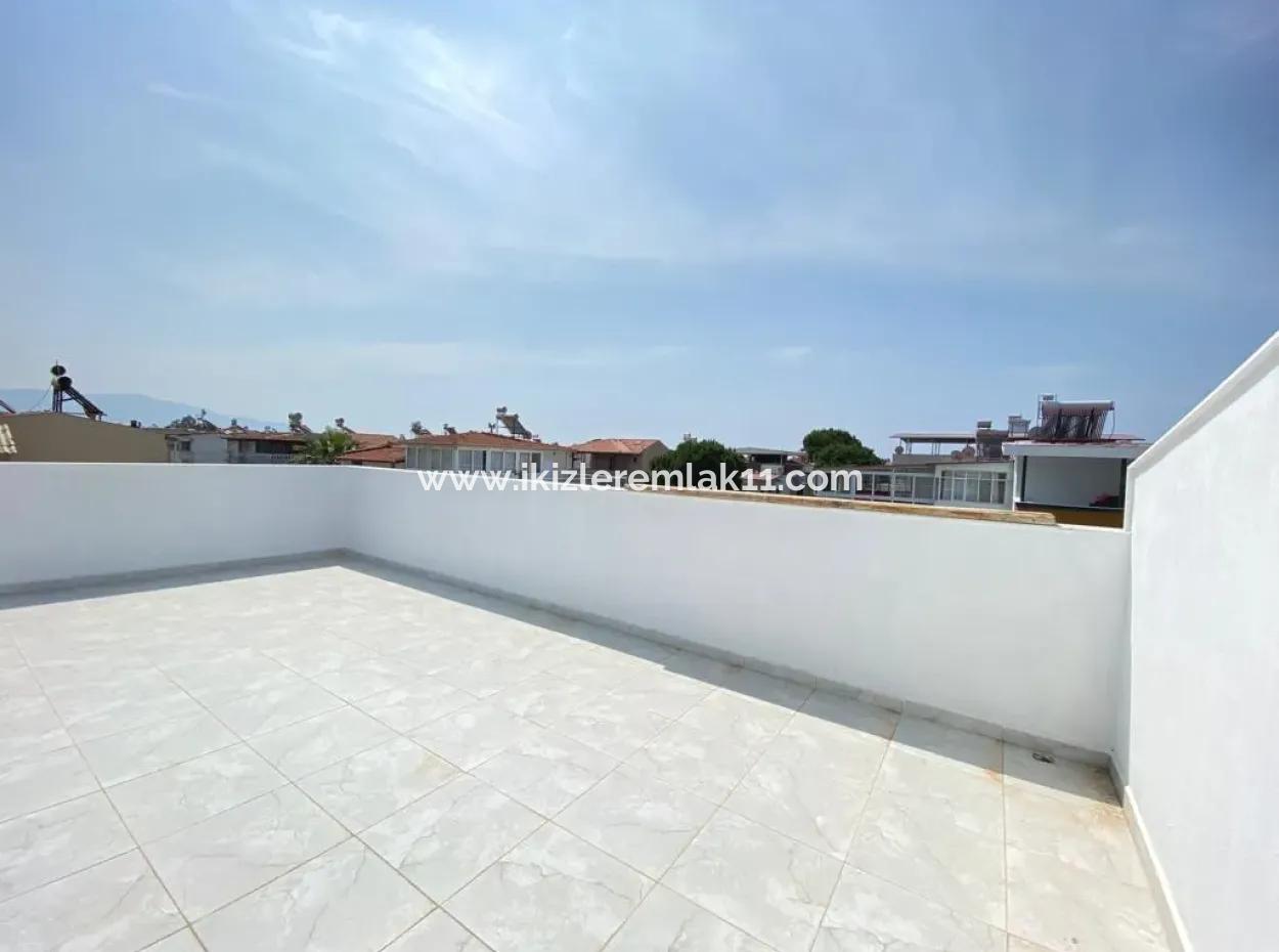 Seferihisar Doğanbey Deniz Tarafında Satılık 3+1 Geniş Bahçeli Sıfır Villa