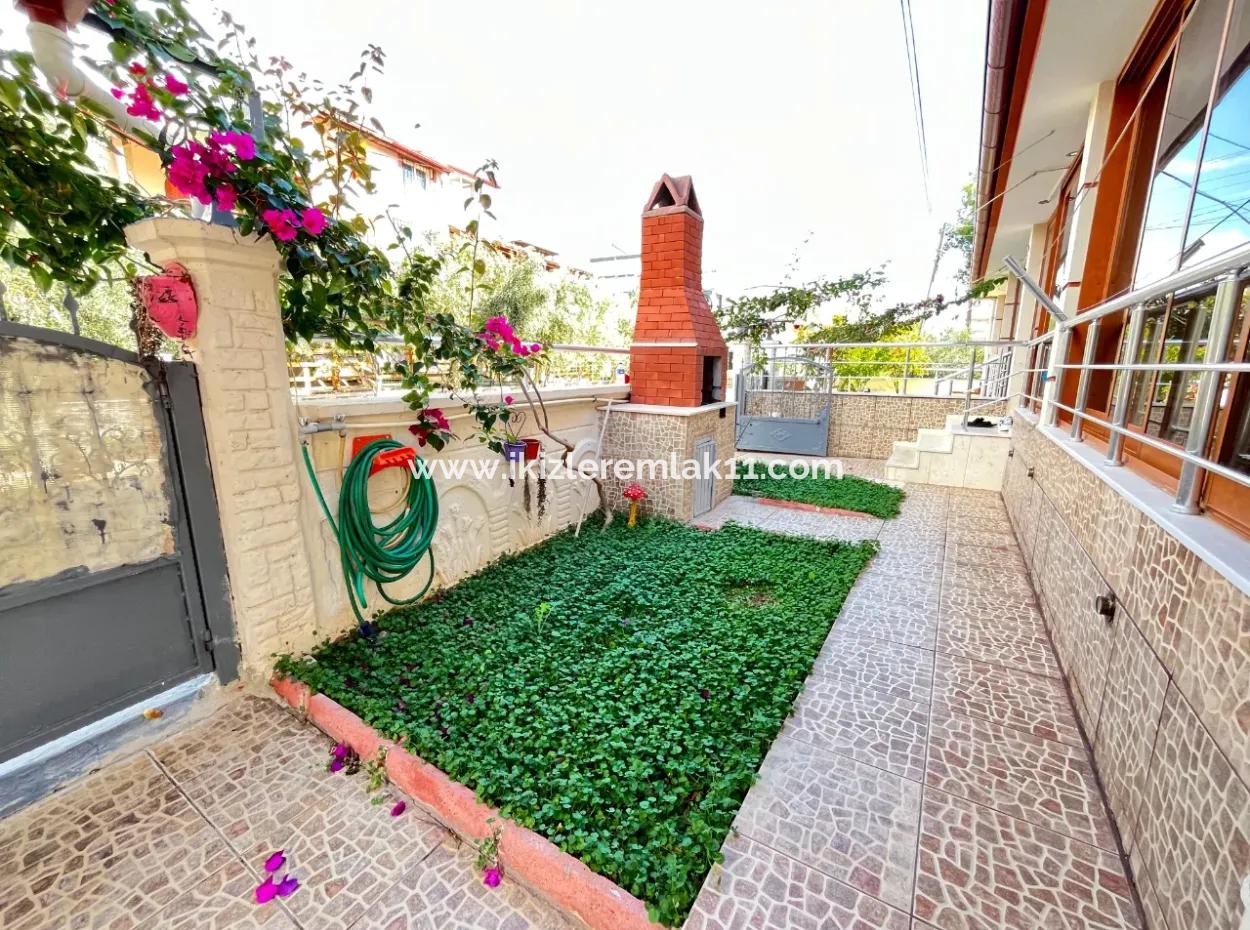 Seferihisar Doğanbey'de Denize Yakın Satılık 4+1 Villa Yazlık