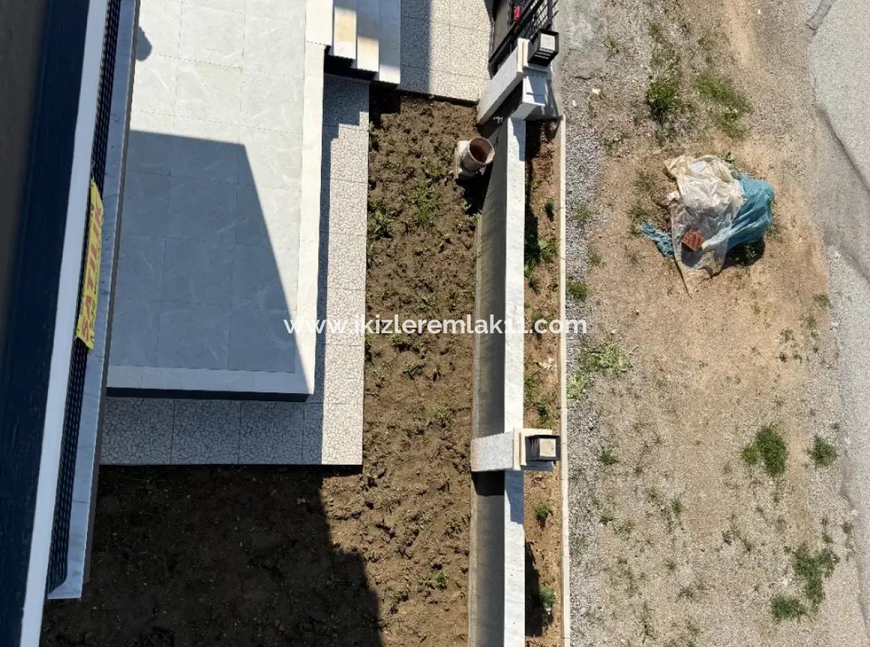 Seferihisar Doğanbey‘de 300 M2 Arsa İçinde Tek Müstakil 3 + 1 Dubleks Yazlık