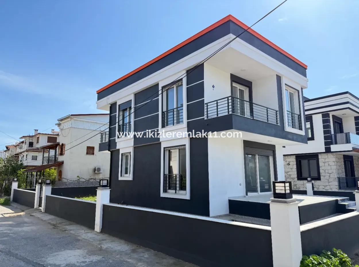 Seferihisar Doğanbey‘de 300 M2 Arsa İçinde Tek Müstakil 3 + 1 Dubleks Yazlık